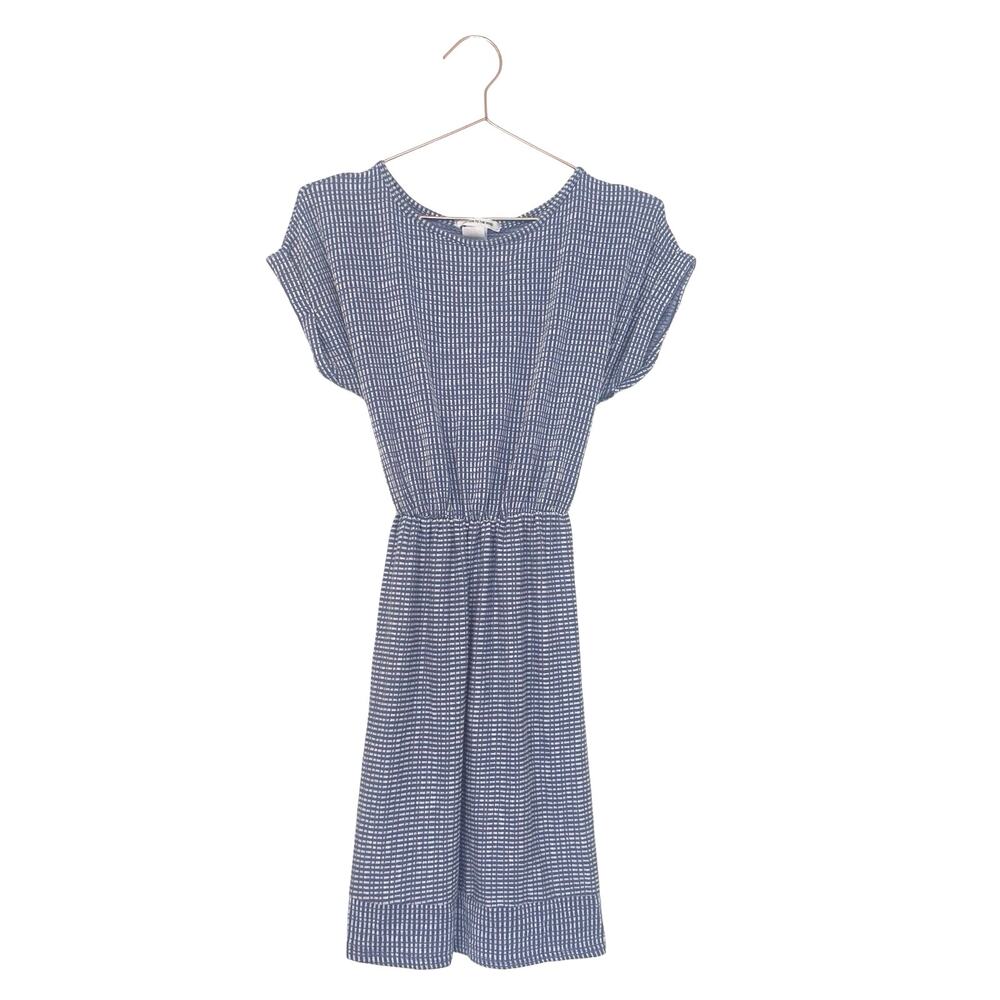 Caution to the wind patterned short sleeve dress with tie at waist size small